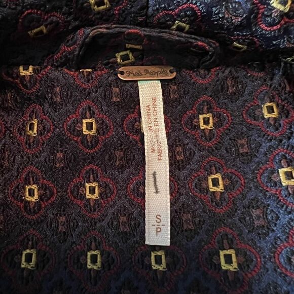 Free People shrunken jacquard blazer.  size small - Picture 3 of 10